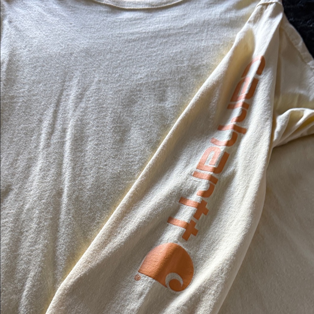 Carhartt soft yellow Long Sleeve with Orange Logo

Good pre owned condition